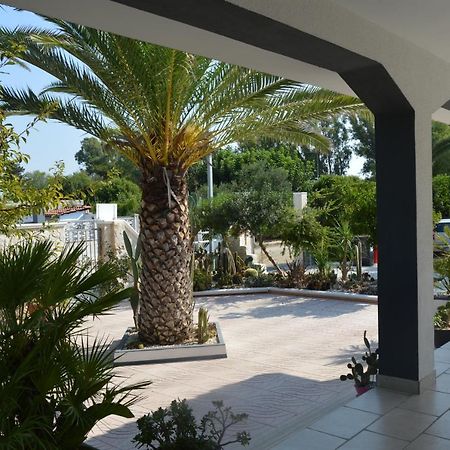 B&B Poseidon Punta Prosciutto Exterior foto